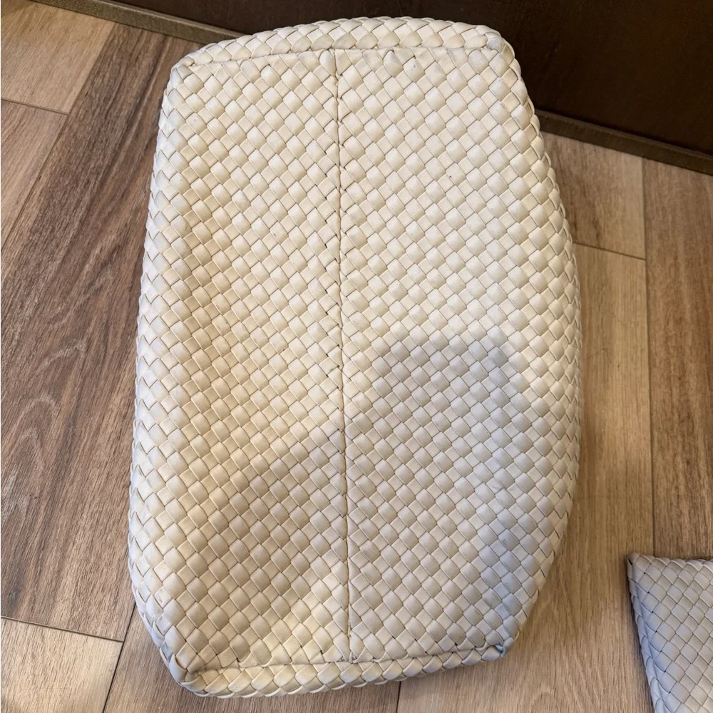 Naghedi St Barth Large Tote White - Picture 6 of 7